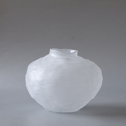 Frosted Narrow-Neck Vase
